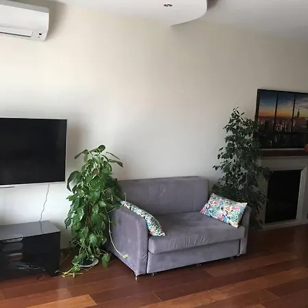 Affordable Luxury Living In Prime Location Apartamento